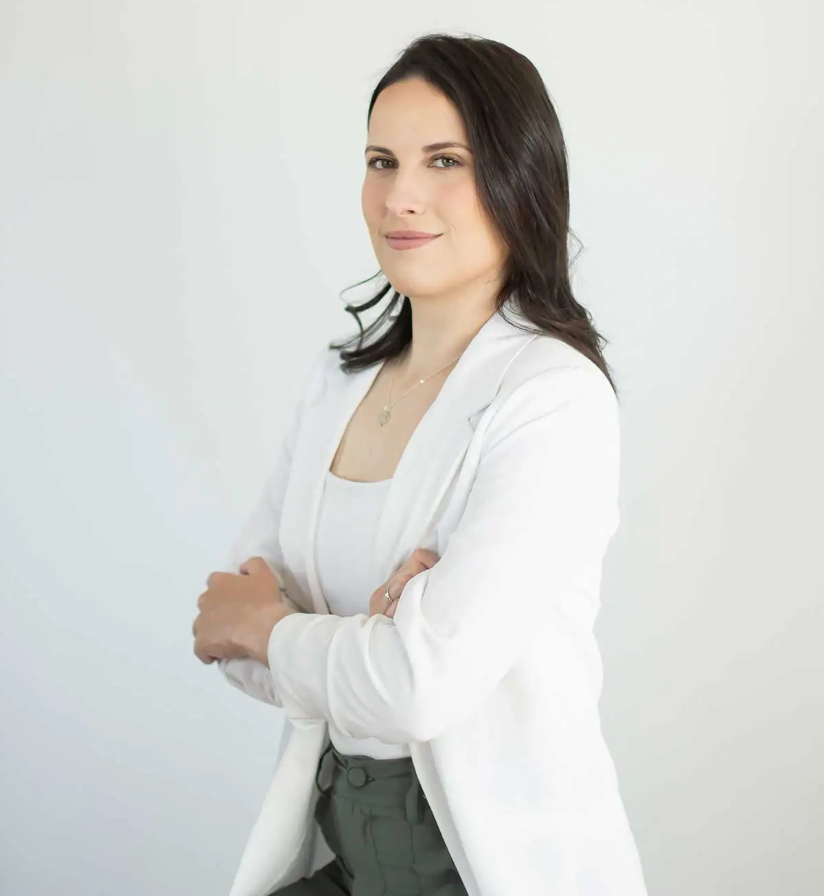 Dra. Ana Elisa Gonçalves
